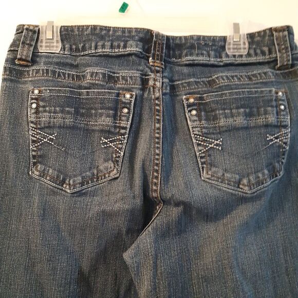 Contemporary Fit Wide Leg High Rise Jeans - Picture 5 of 9